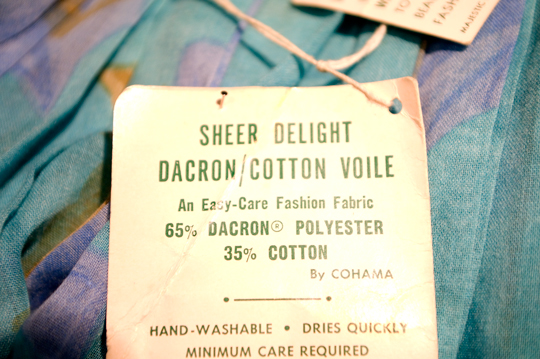 13 Tips for Identifying Vintage Clothing Labels & Tags