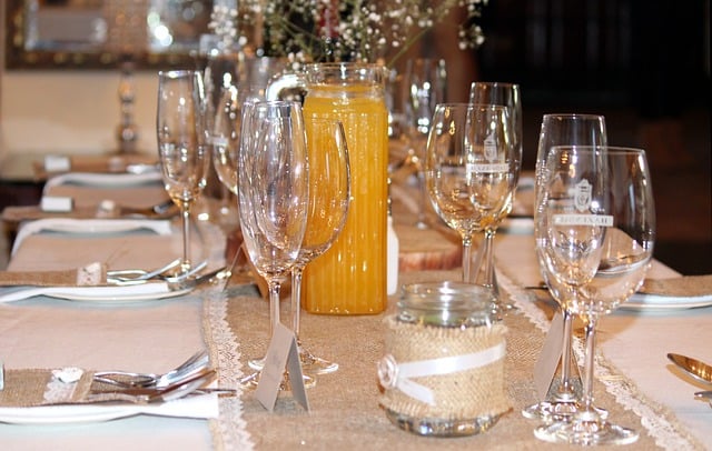 Image Source: https://pixabay.com/en/wedding-table-glasses-plate-cutlery-1375781/