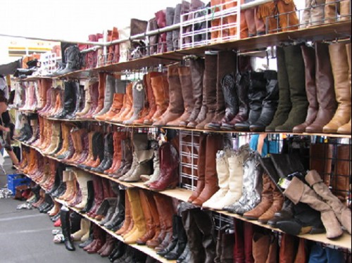 pasadena rose bowl flea market fashion